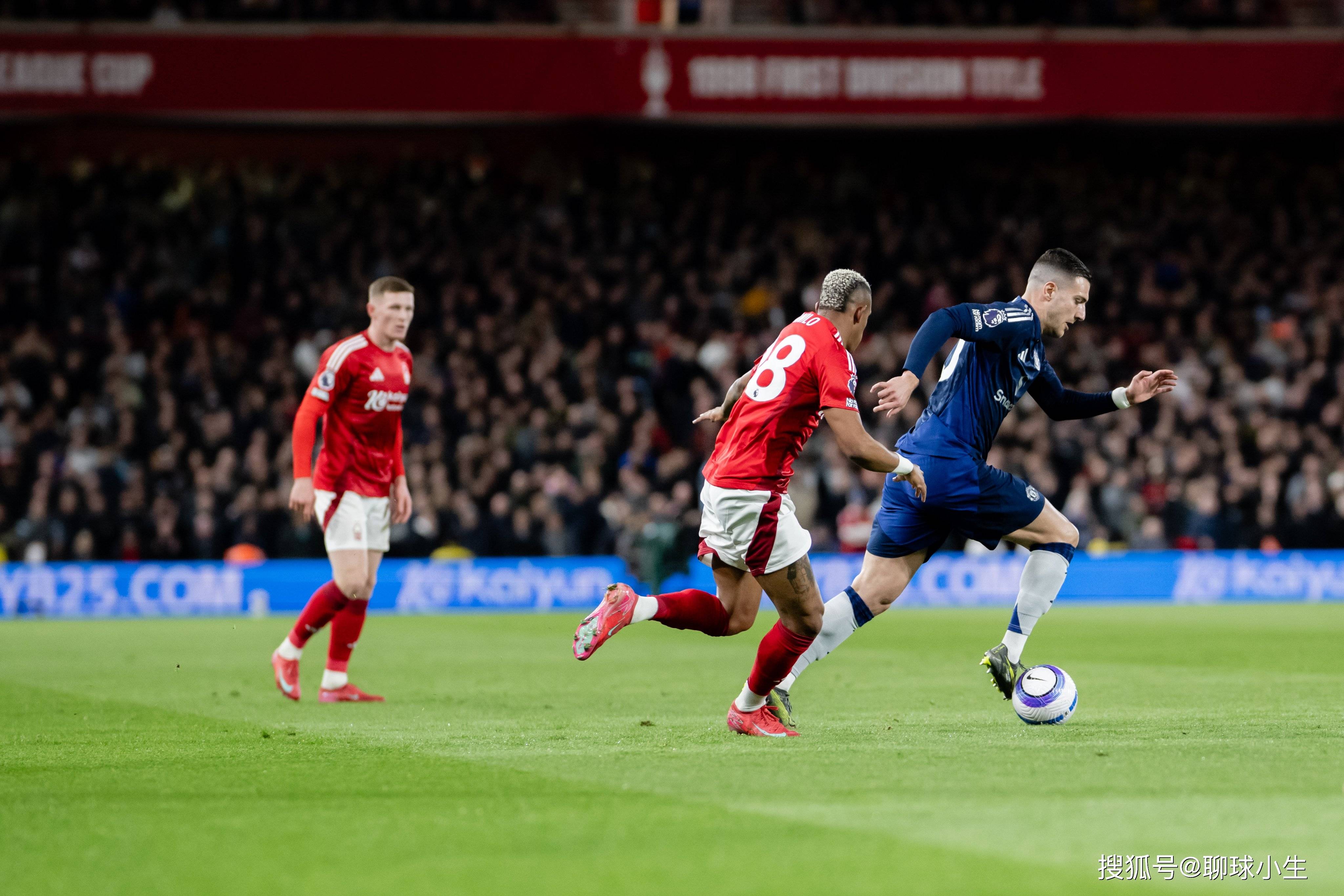  哈兰德足球 星空登录