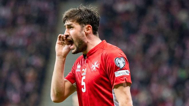 最后时刻胜出引爆全场!,莱万多夫斯基意外战胜利物浦全场沸腾不已的简单介绍星空登录