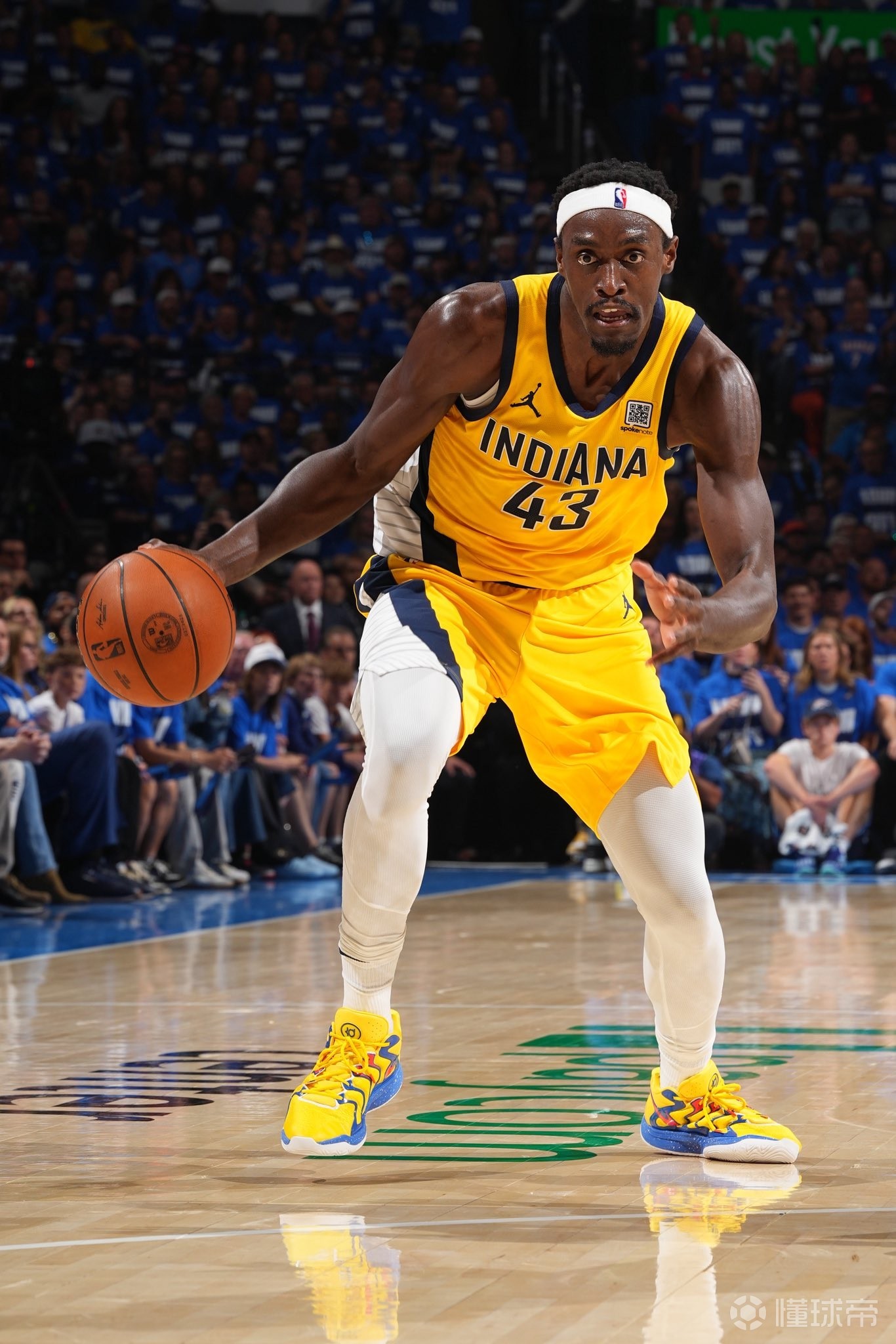 西亚卡姆回归赛场，比分优势明显首场状态亮眼，FPX观众沸腾！的简单介绍星空体育